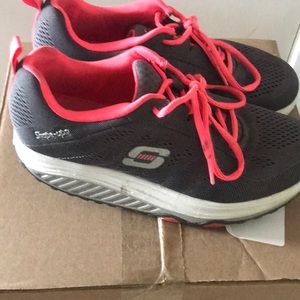 Sketchers shape-ups shoes sz 7